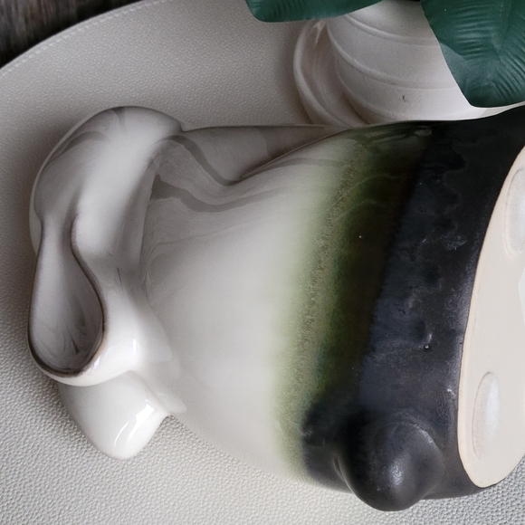 PIER 1 Ceramic Bunny Figurine in White and Black - Picture 10 of 12